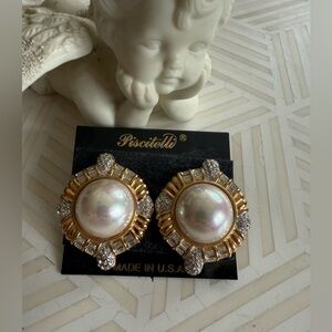 VINTAGE! Piscitelli huge clip on earring
